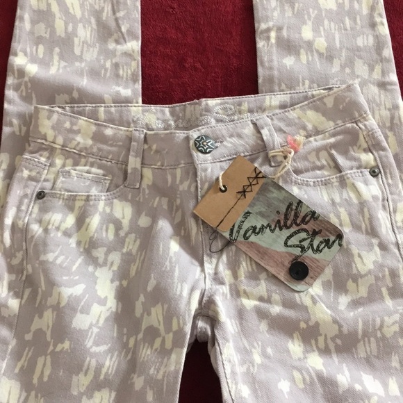 Vanilla Star Jeans - Picture 3 of 3